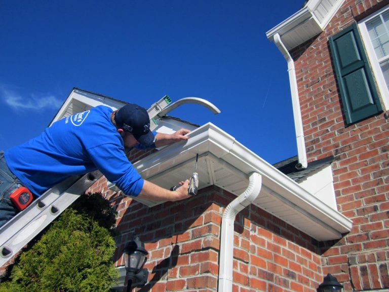 What To Do When Your Gutter Is Damaged